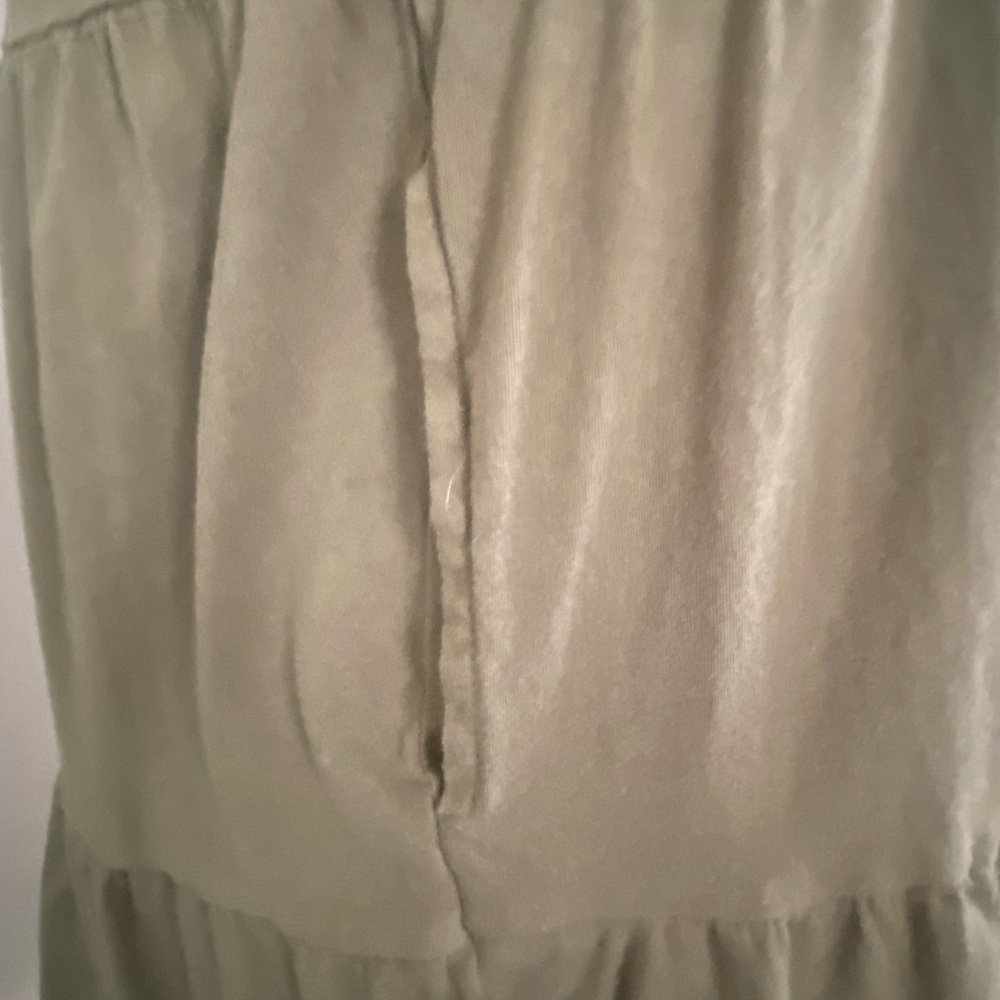 Time and Tru Green Short Sleeve Tiered Dress - Picture 3 of 7